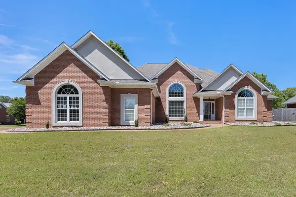 9 Barrymore Cv, Jackson, TN 38305