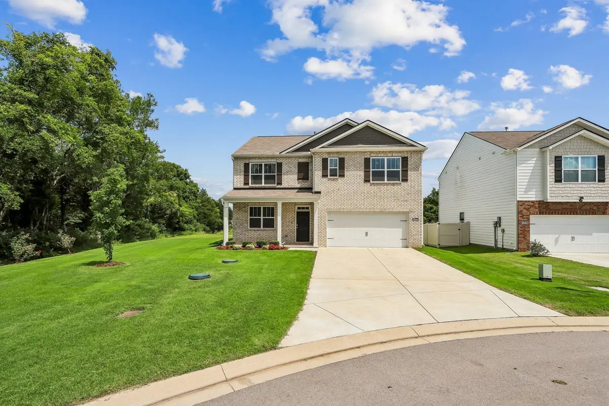 9044 Copenhagen Dr, Murfreesboro, TN 37129 - #1