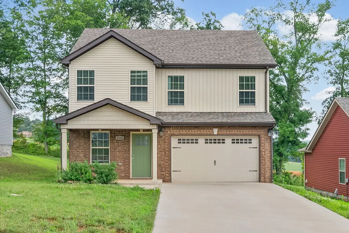 1224 Cardinal Creek Dr, Clarksville, TN 37040 - #1