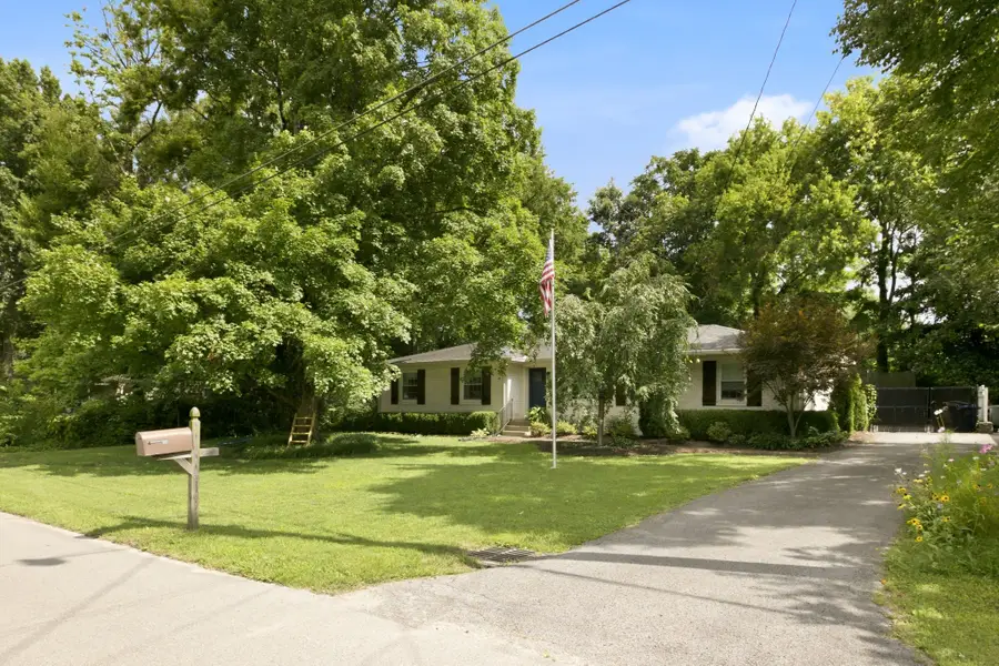 419 Figuers Dr, Franklin, TN 37064 - #2