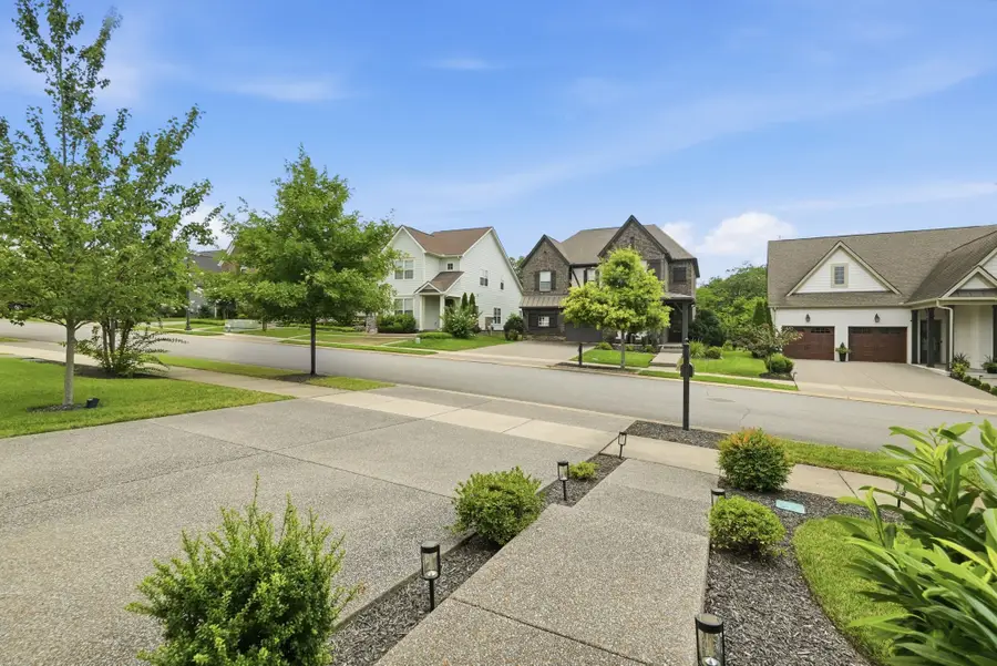 631 Lingering Way, Hendersonville, TN 37075 - #2