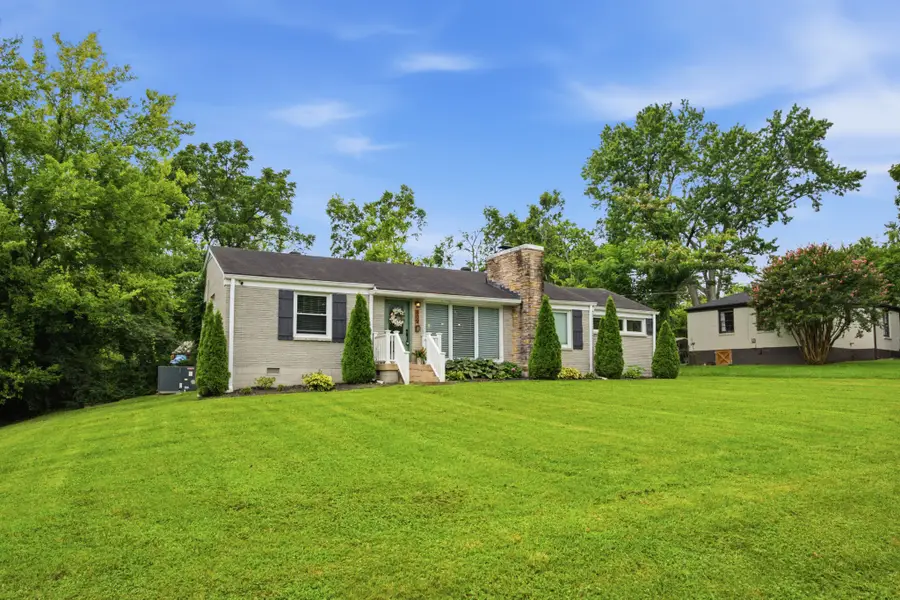 809 Chadwell Dr, Madison, TN 37115 - #3