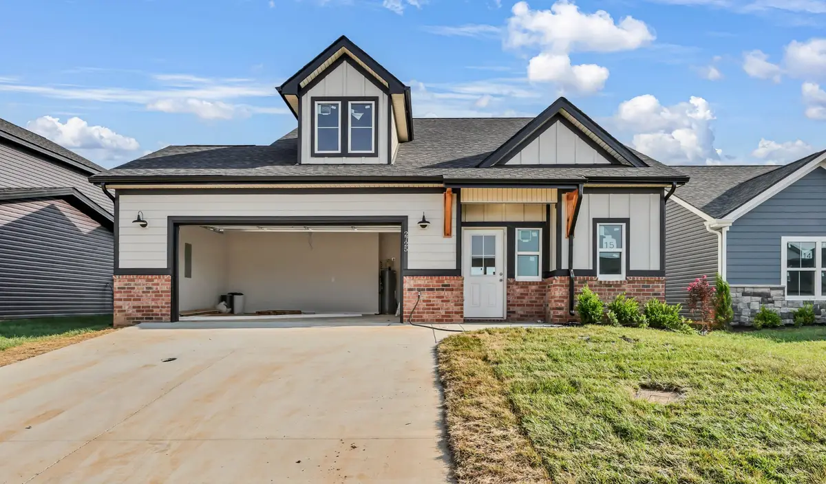 2725 Brewster Dr, Clarksville, TN 37042 - #1
