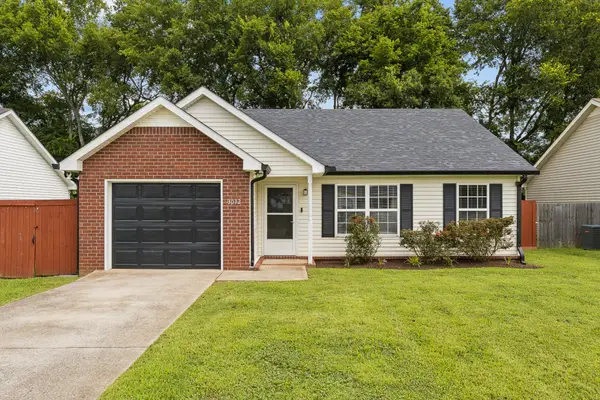 3012 Roscommon Dr, Murfreesboro, TN 37128