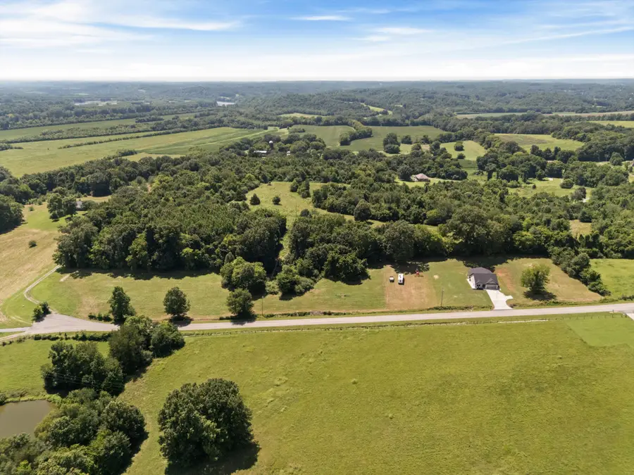 4750 Morrow Rd, Woodlawn, TN 37191 - #2