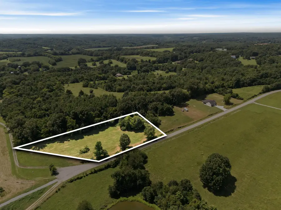 4750 Morrow Rd, Woodlawn, TN 37191 - #3