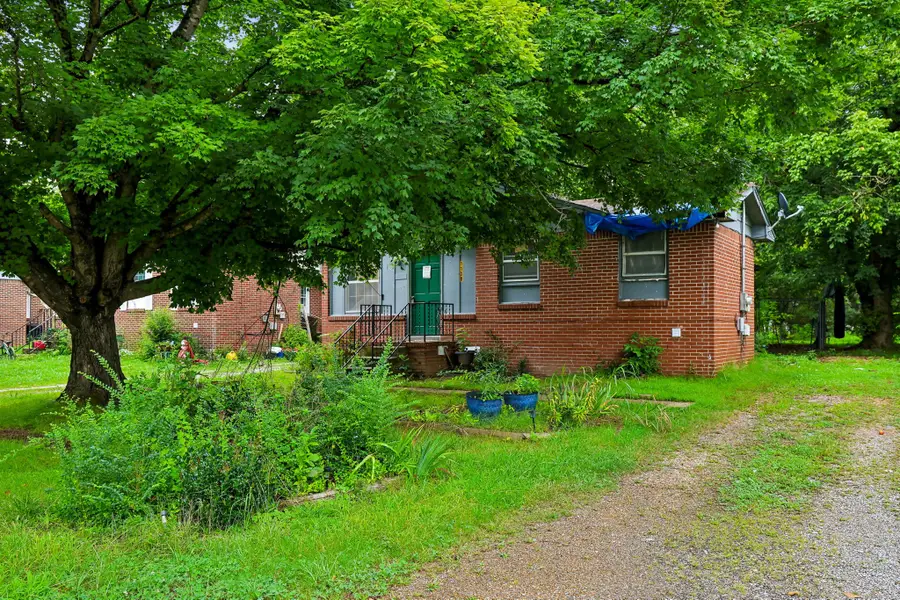1108 E Moore St, Tullahoma, TN 37388 - #2