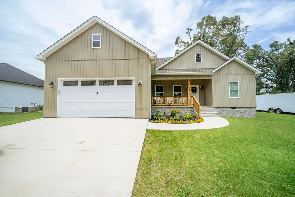 190 Chariot Ln, Savannah, TN 38372 - #1
