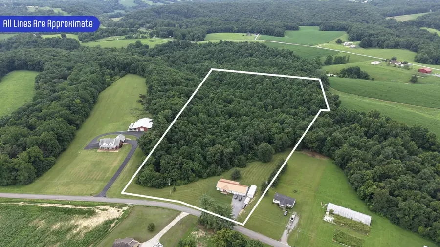 4423 Highland Rd, Lafayette, TN 37083 - #3