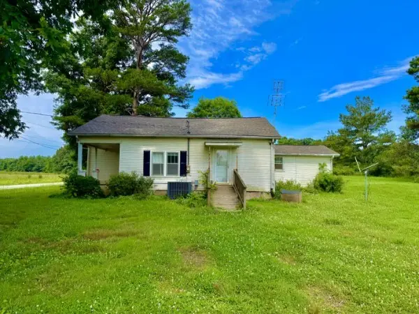 560 State Line Rd, Loretto, TN 38469 - #2