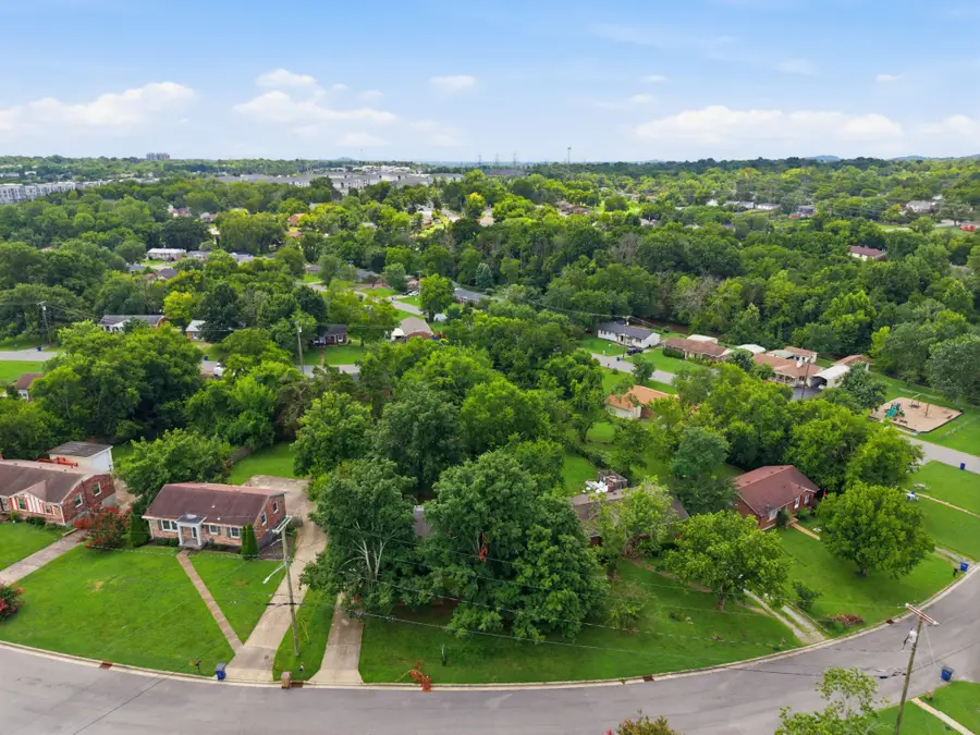 210 Friendship Dr, Goodlettsville, TN 37072 - #3