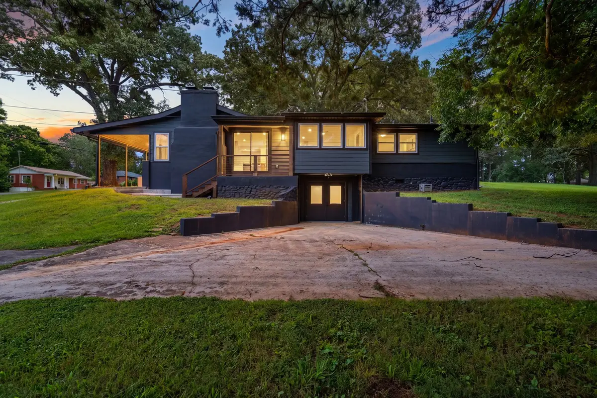 102 Oak Park, Winchester, TN 37398 - #1