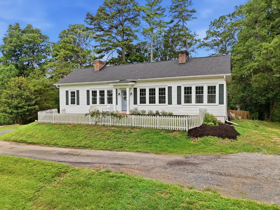 210 James Avenue Nw, Cleveland, TN 37311 - #2