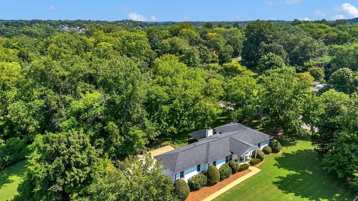 608 Hill Rd, Brentwood, TN 37027 - #1