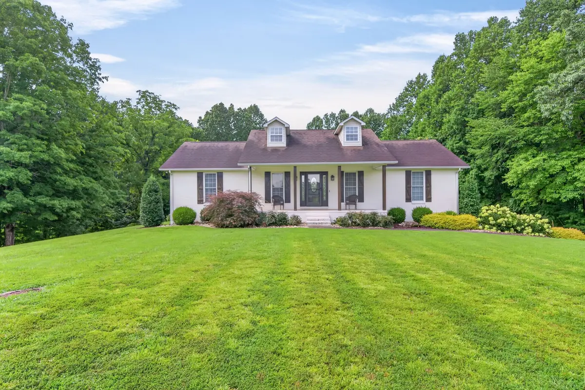 173 Cubb Hollow Rd, Gainesboro, TN 38562 - #1