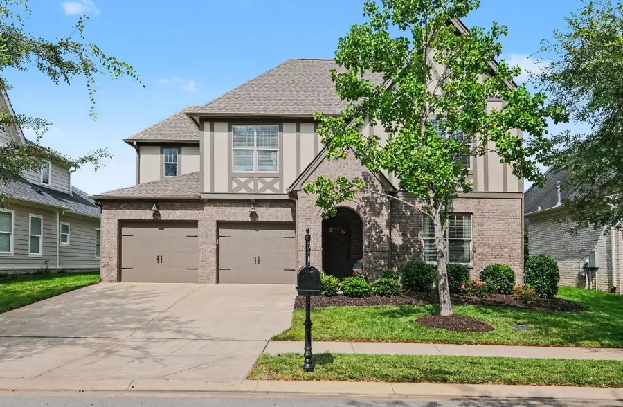 4020 Ryecroft Ln, Franklin, TN 37064 - #2