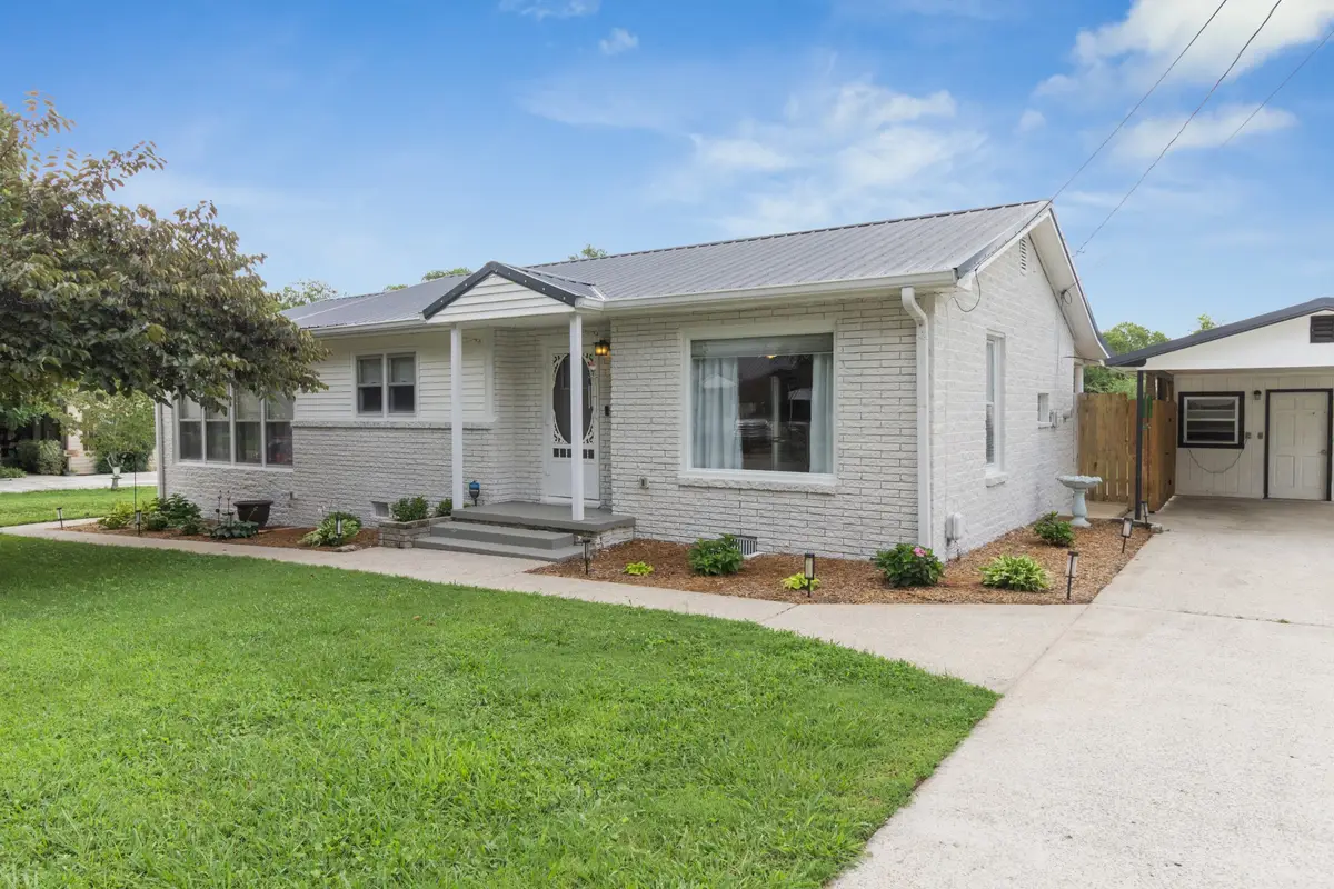 207 Fairview St, Estill Springs, TN 37330 - #1