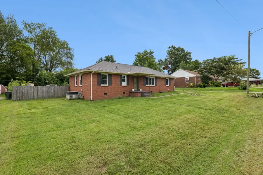 138 Mcdavid St, Gallatin, TN 37066 - #3
