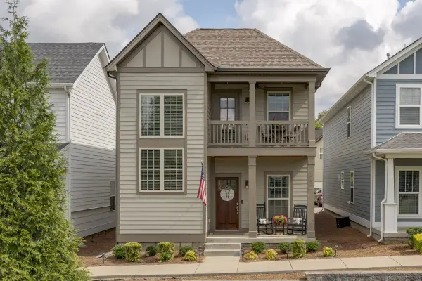 7392 Old Harding Pike, Nashville, TN 37221
