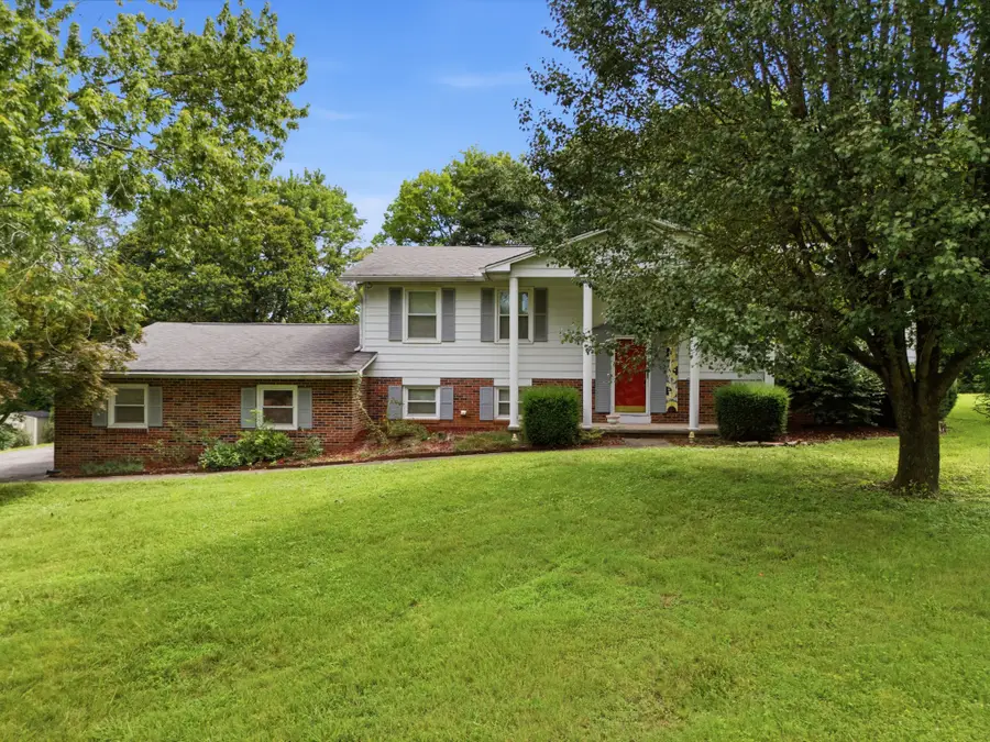 3088 Dixie Lee Cir, Lenoir City, TN 37772 - #2