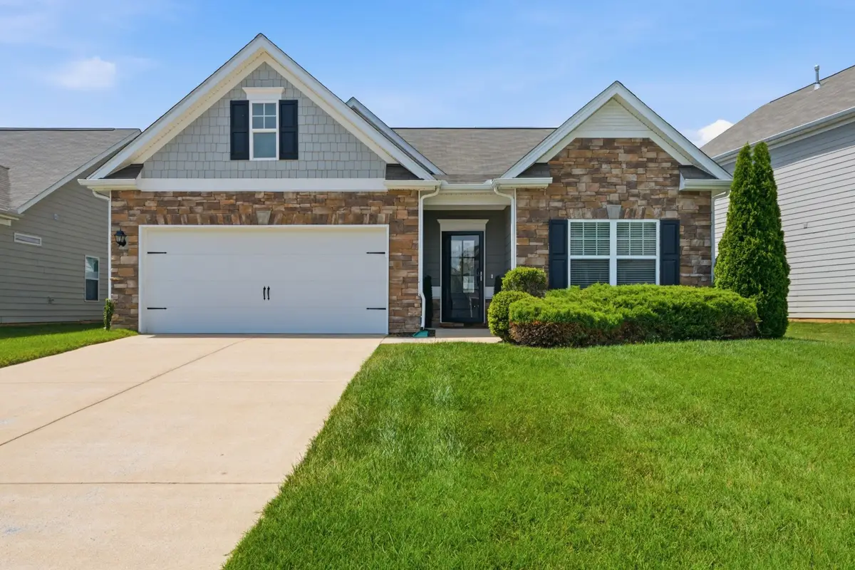 929 Carnation Dr, Spring Hill, TN 37174 - #1