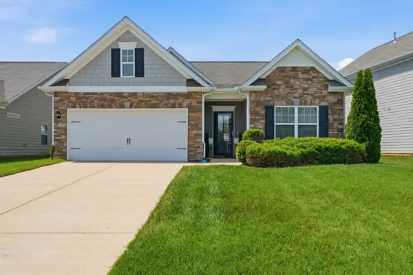 929 Carnation Dr, Spring Hill, TN 37174