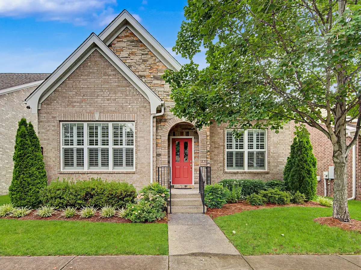 318 Caysens Square Ln, Franklin, TN 37064 - #1