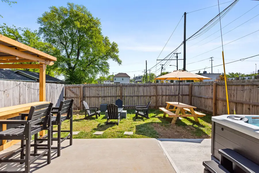 600 41st Ave N, Nashville, TN 37209 - #3