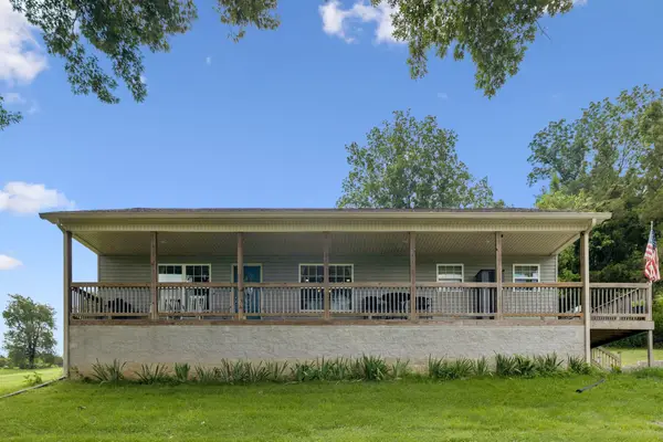 256 Enigma Rd, Chestnut Mound, TN 38552
