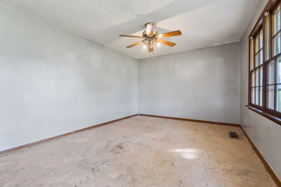 2363 Old Rock Island Rd, Rock Island, TN 38581 - #2
