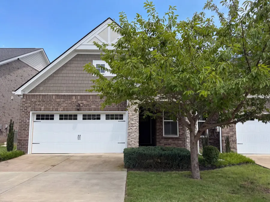 6044 Blackberry Ridge Ln, Hermitage, TN 37076 - #2