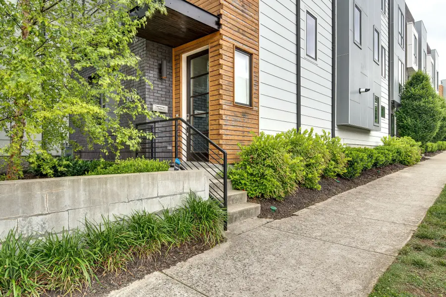 800 13th Ave S, Nashville, TN 37203 - #2