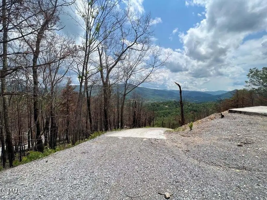2518 Hatcher Mtn Road, Sevierville, TN 37862 - #2
