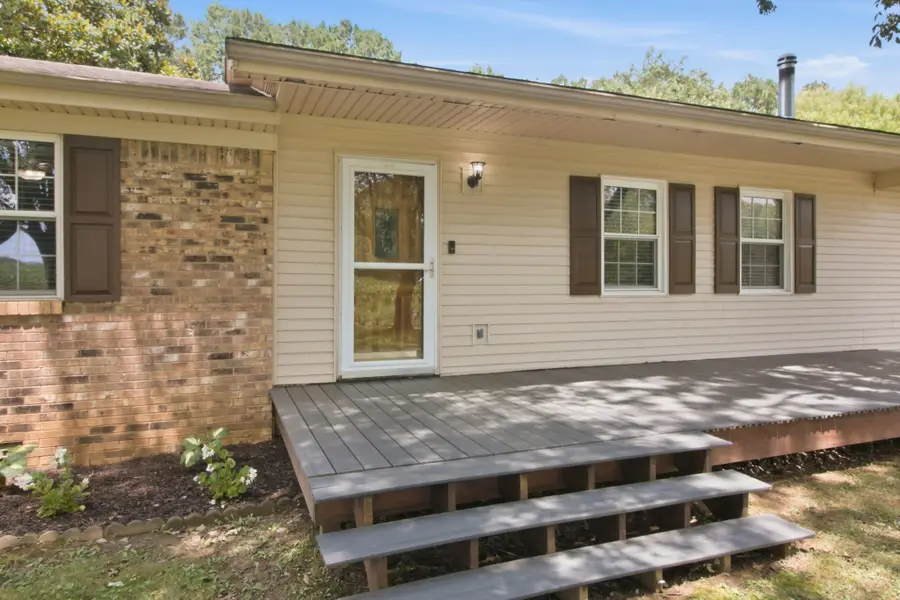 2097 Van Dyke Rd, Paris, TN 38242 - #2
