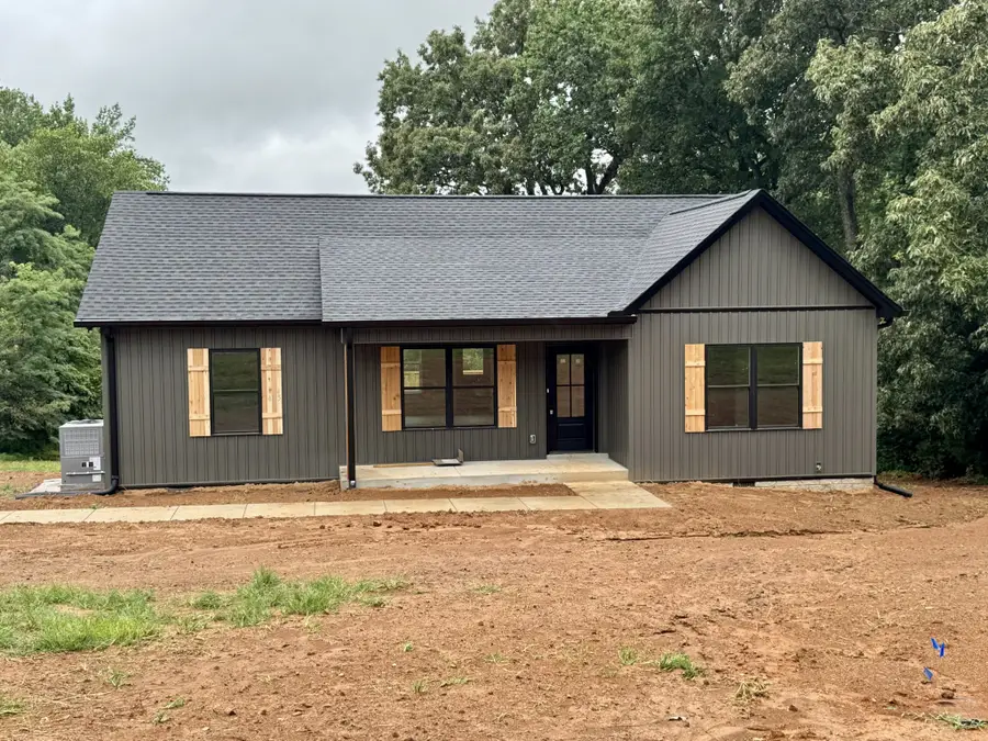 435 Blackey Bandy Rd, Bethpage, TN 37022 - #3