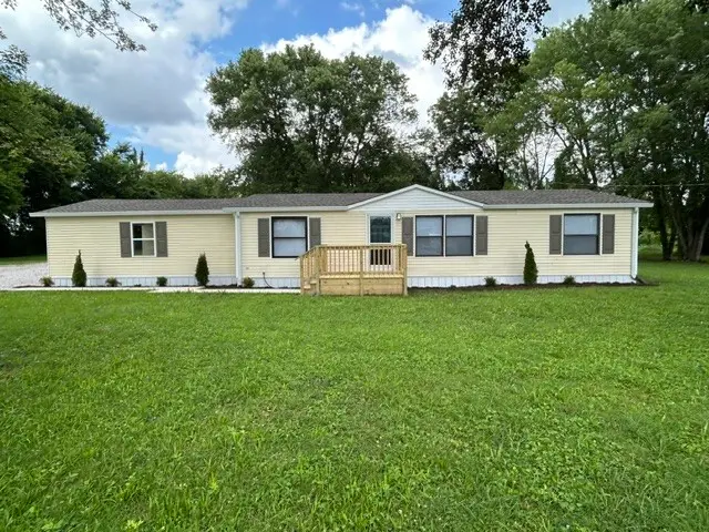 410 Franklin St, Cowan, TN 37318 - #1
