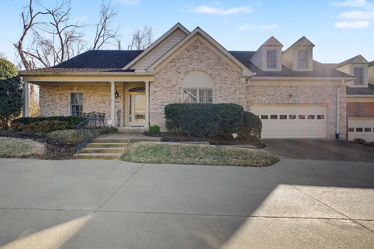 2814B White Oak Dr, Nashville, TN 37215 - #1