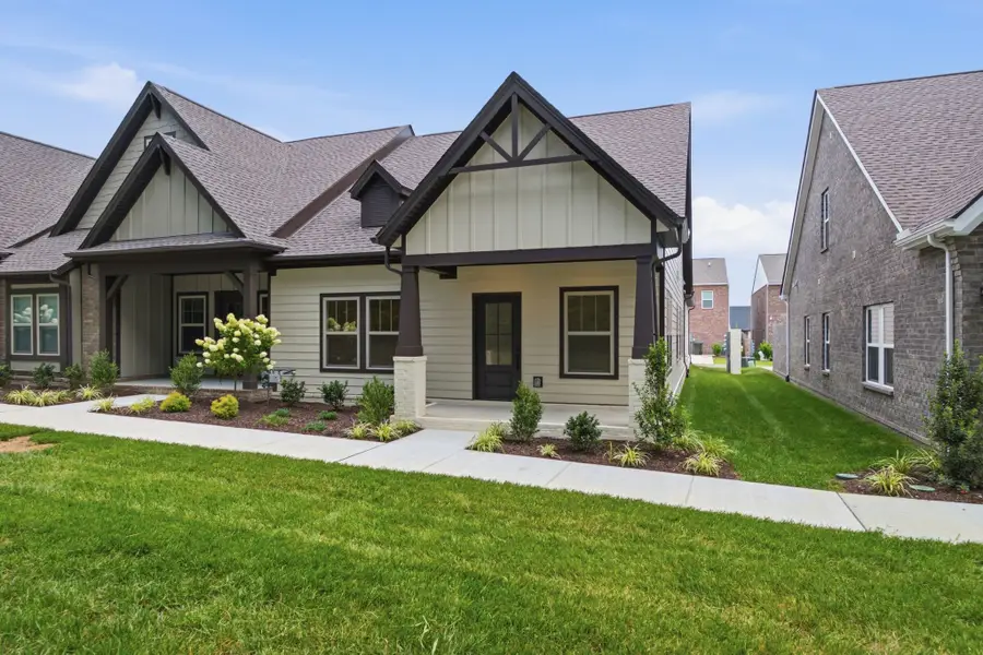 726 Coburg Street, Gallatin, TN 37066 - #2