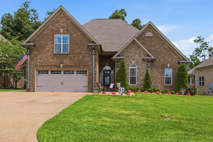 1109 Secretariat Dr, Mount Juliet, TN 37122 - #2