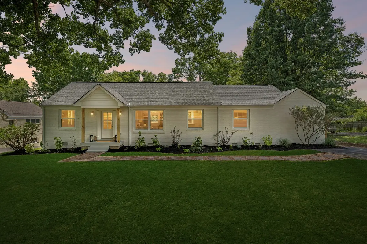 3925 Moss Rose Dr, Nashville, TN 37216 - #1