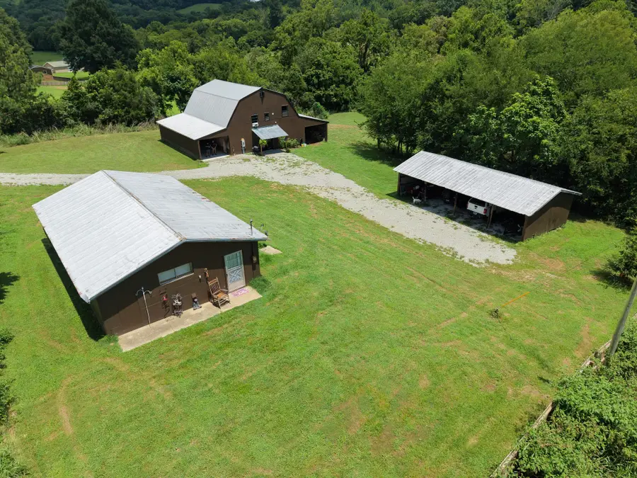 1655 Hurricane Creek Rd, Lawrenceburg, TN 38464 - #2