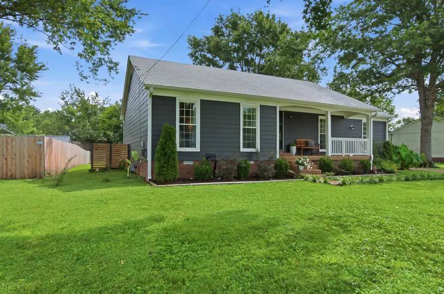 956 Harpeth Bend Dr, Nashville, TN 37221 - #2