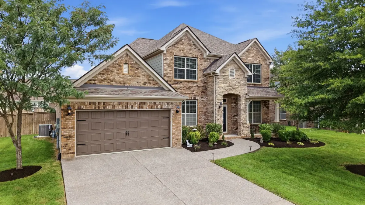 1045 Brixworth Dr, Thompsons Station, TN 37179 - #1