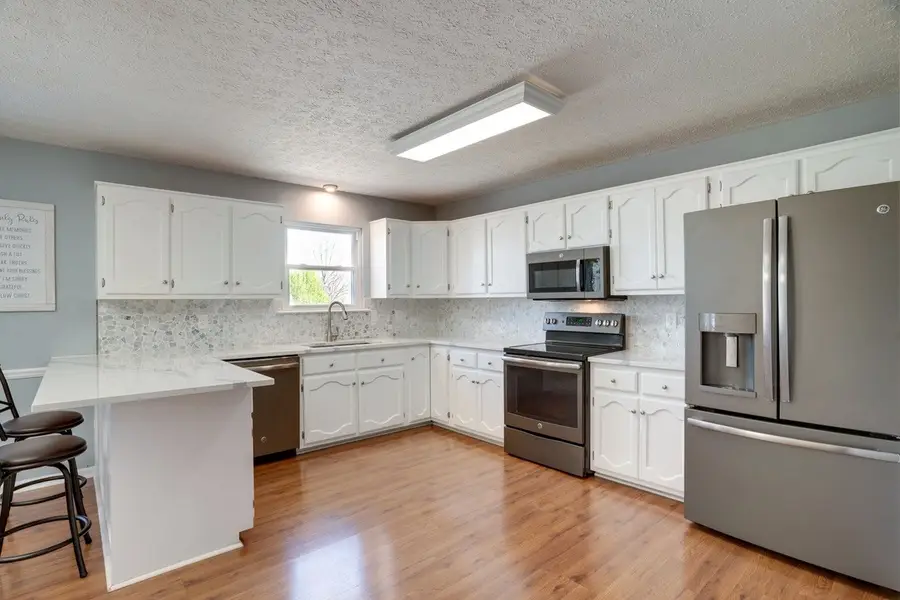 145 S Palmers Chapel Rd, White House, TN 37188 - #3