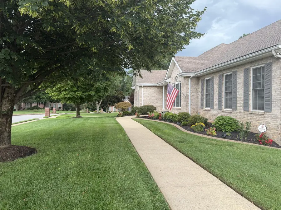 2559 Hedgerow Ln, Clarksville, TN 37043 - #2