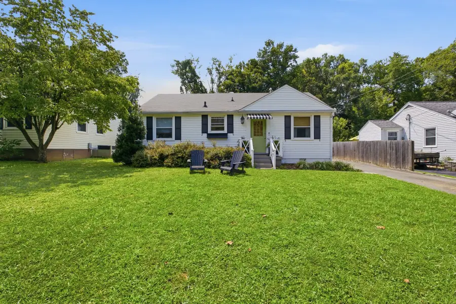 5625 Meadowcrest Ln, Nashville, TN 37209 - #3