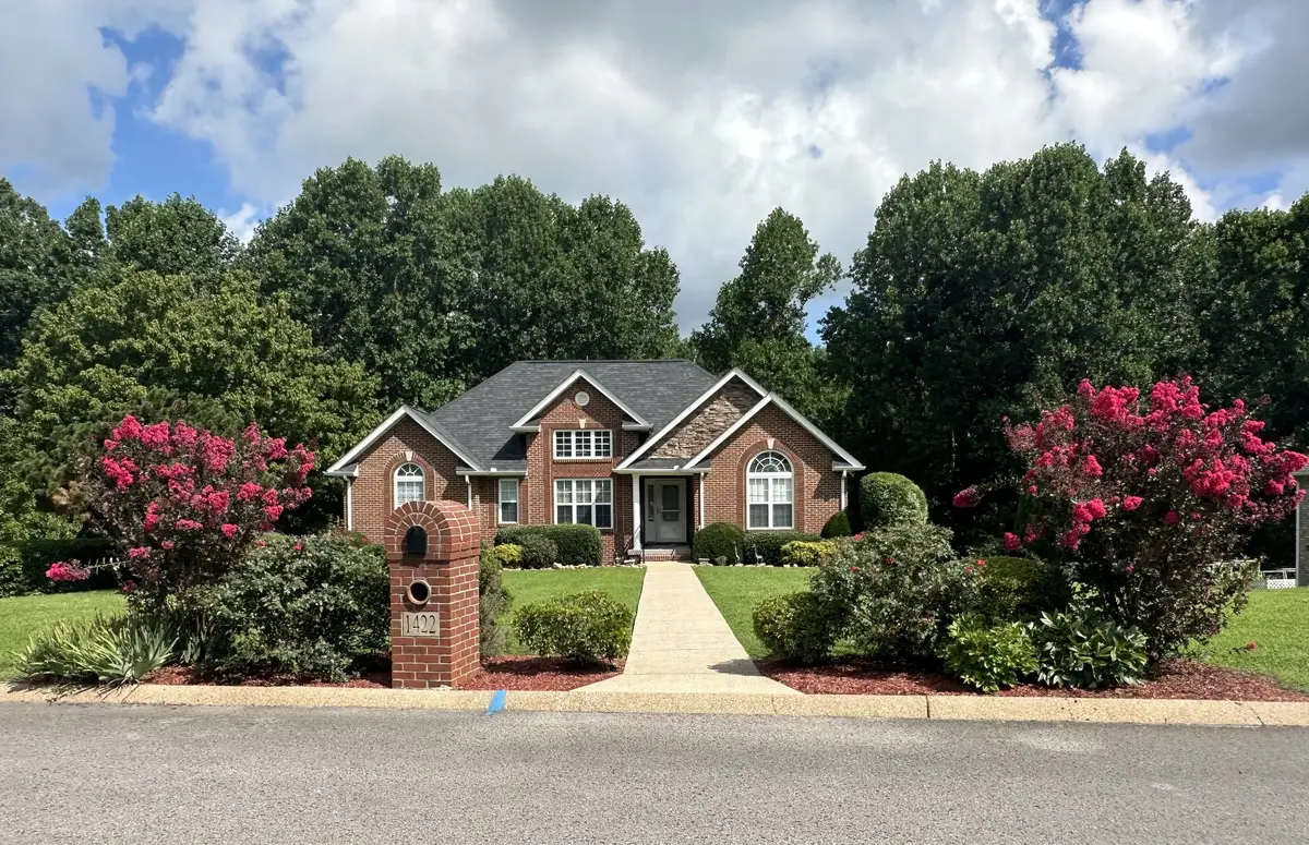 1422 Grassland Dr, Ashland City, TN 37015 - #1