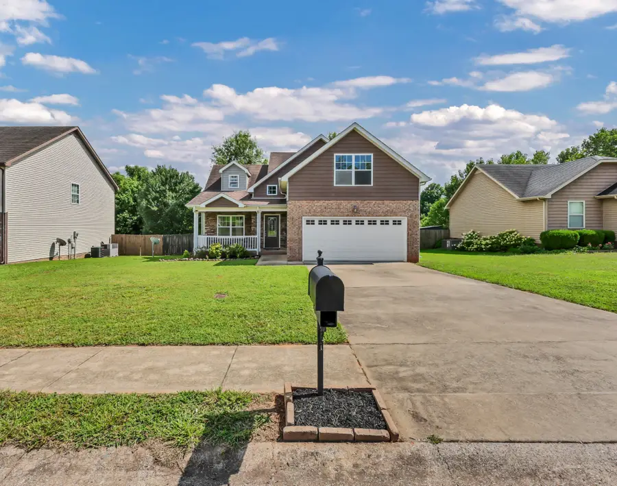 1124 Ishee Dr, Clarksville, TN 37042 - #2