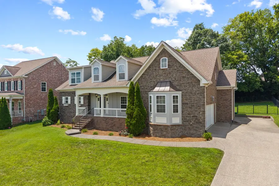 1387 Round Hill Ln, Spring Hill, TN 37174 - #3