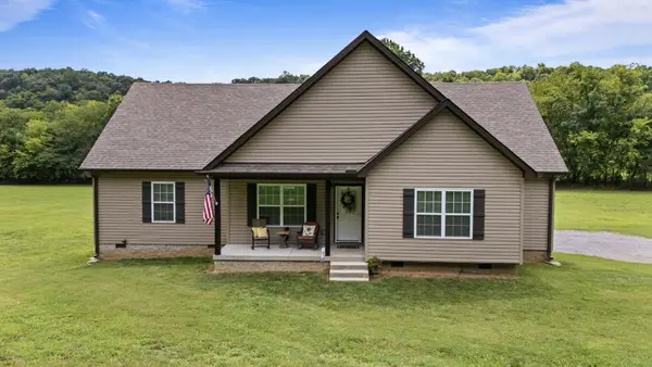 47 Bluff Creek Rd, Brush Creek, TN 38547